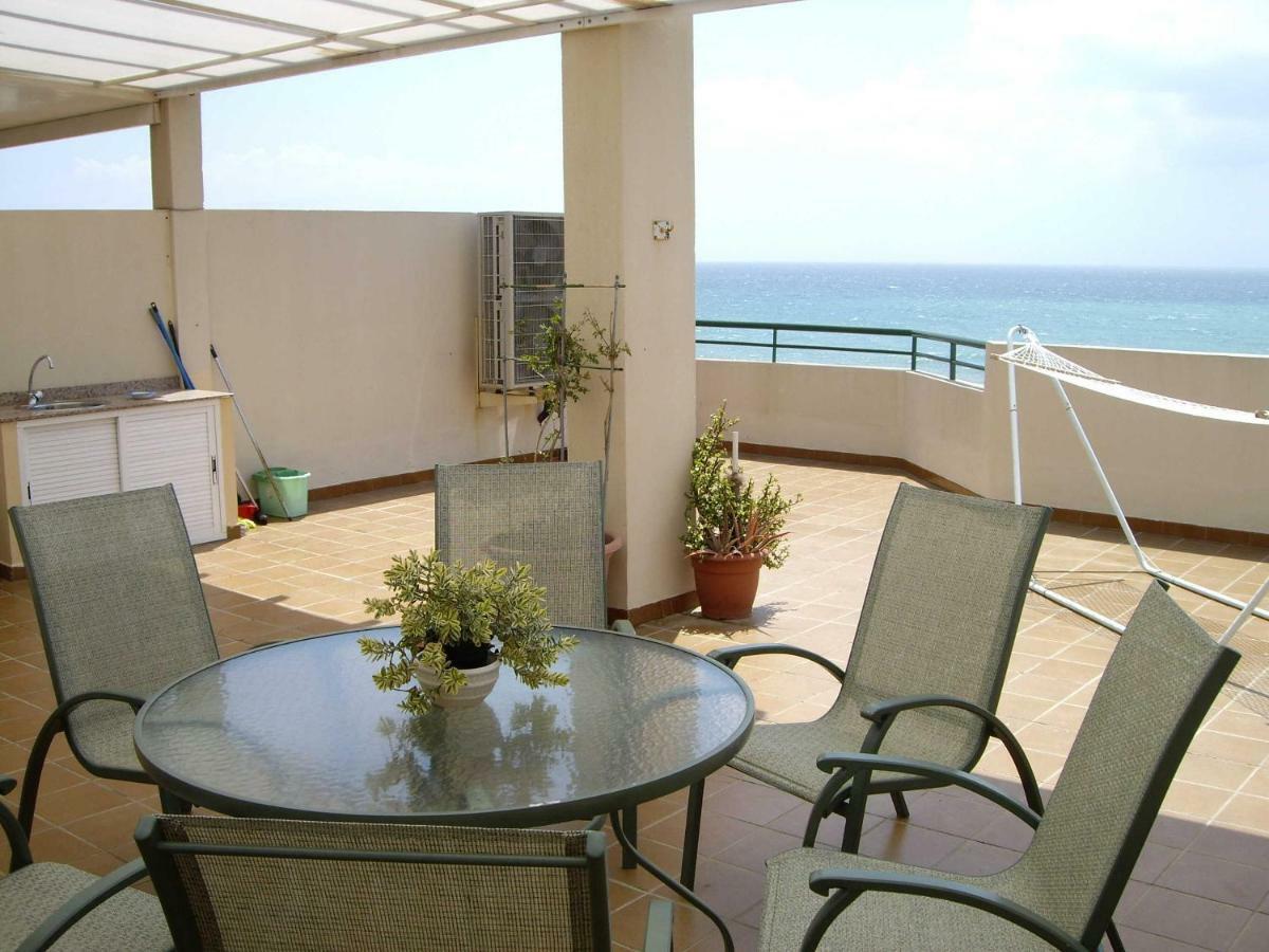 Exclusivo Atico En Primera Linea De Playa Velez Malaga Esterno foto